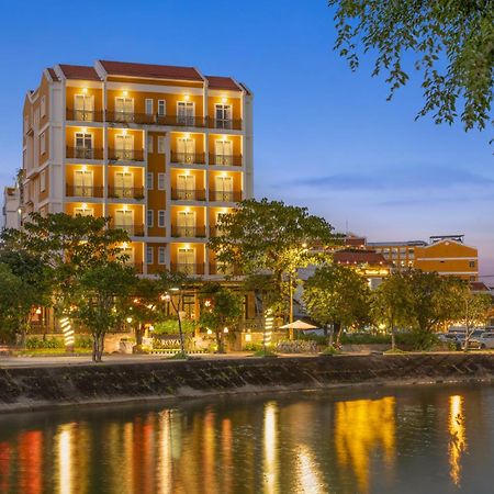 Royal Riverside Hoi An Hotel & Spa Eksteriør billede