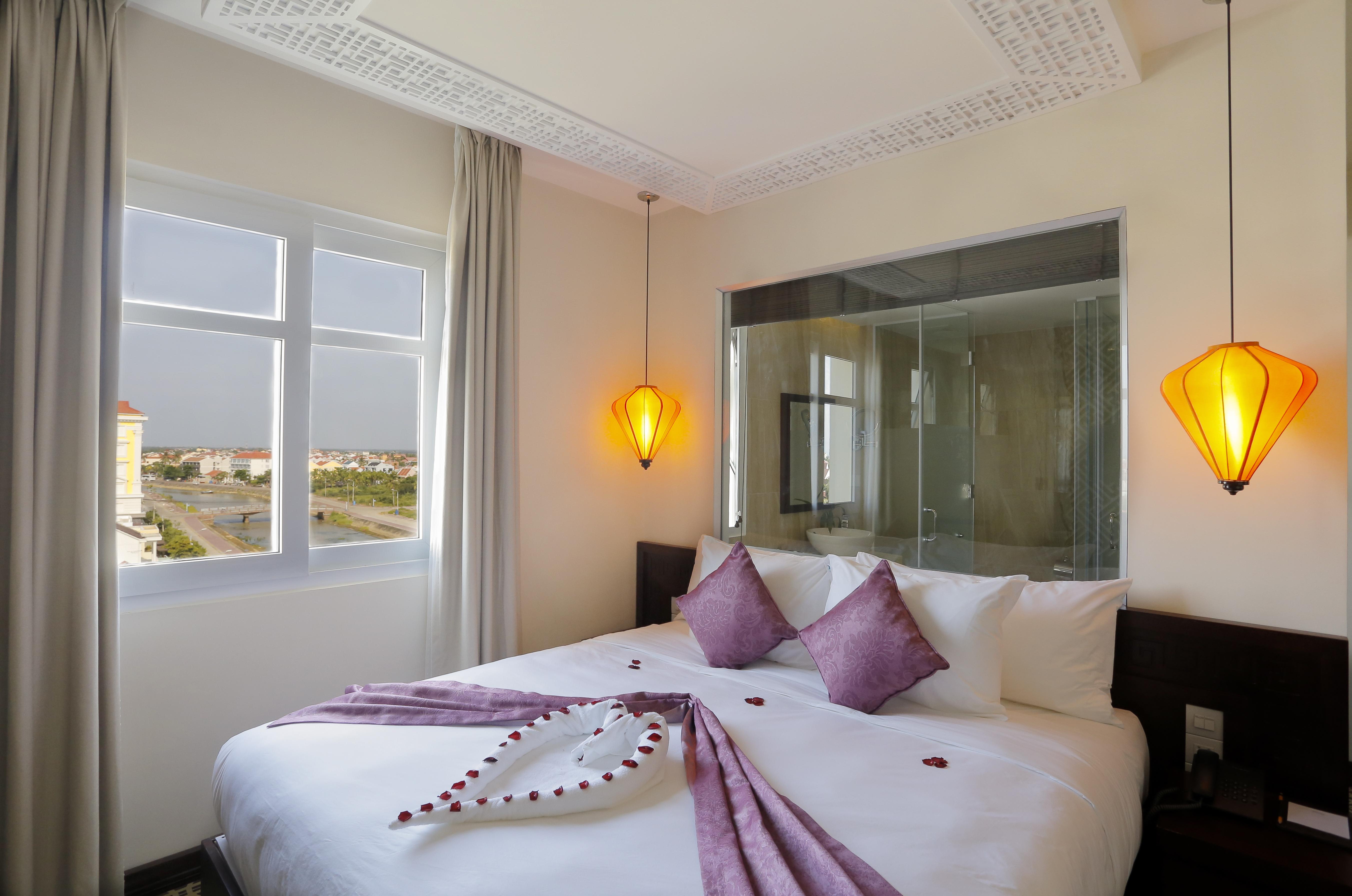 Royal Riverside Hoi An Hotel & Spa Eksteriør billede