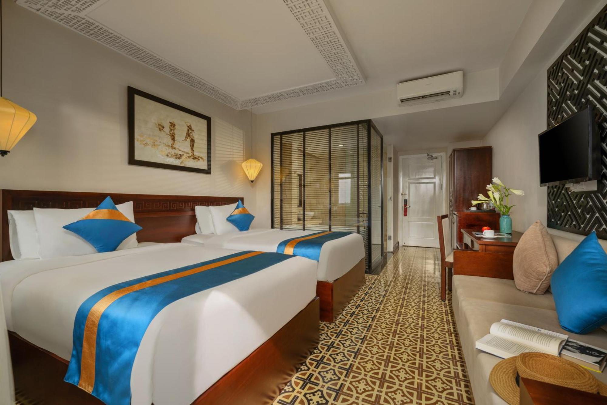 Royal Riverside Hoi An Hotel & Spa Eksteriør billede